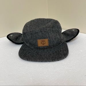 MLB Minnesota Twins Tweed Adjustable Snapback with Fleece Ears